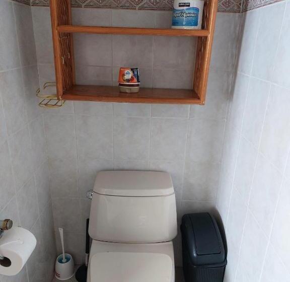 Bella Casa A La Orilla Del Lago & Estacionamiento