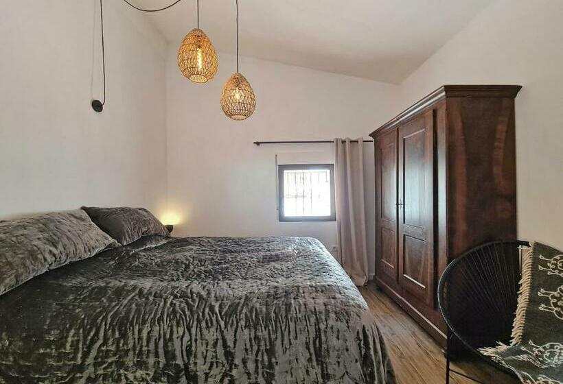 Castle Apartment By Nras