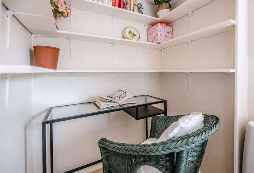 Holly Cottage In Bury St Edmunds