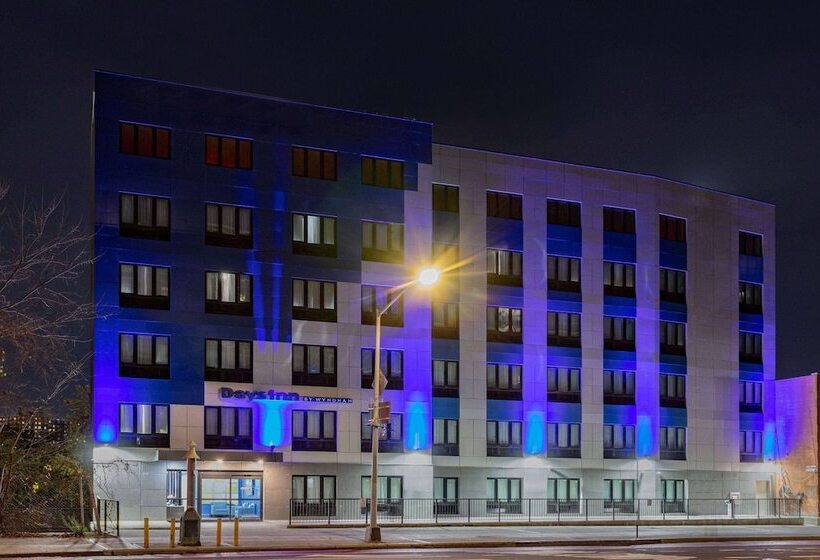 酒店 Days Inn By Wyndham Bronx Nyc