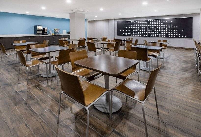 酒店 Days Inn By Wyndham Bronx Nyc