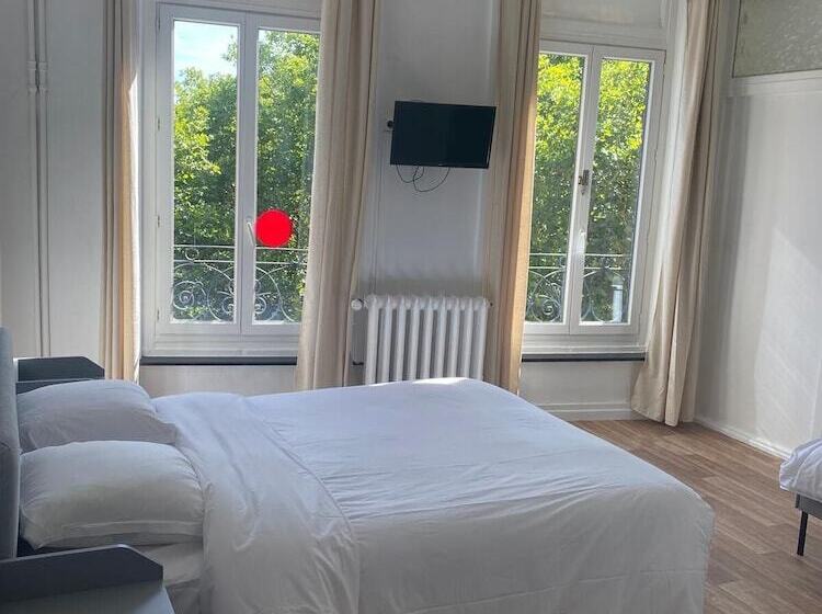 בית מלון כפרי Du Centre