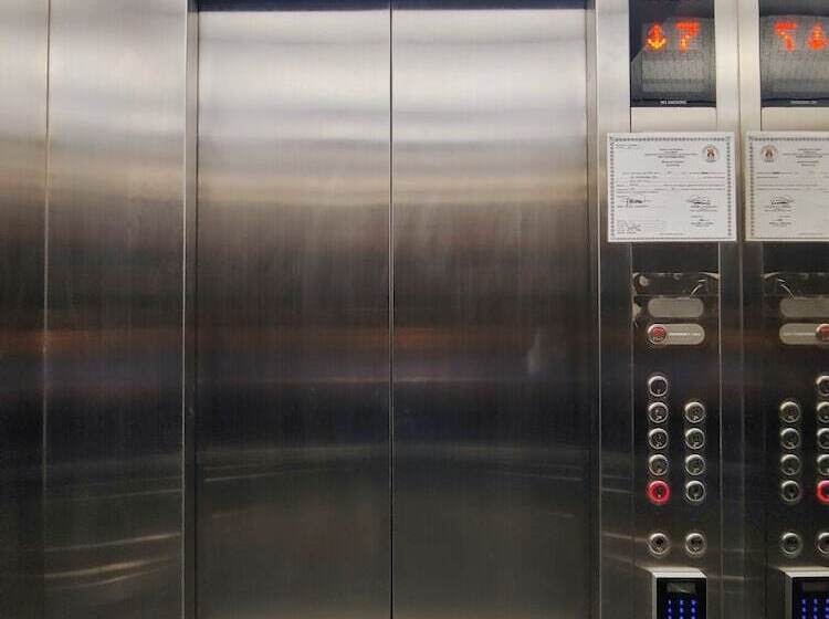 هتل Kaizen Suites