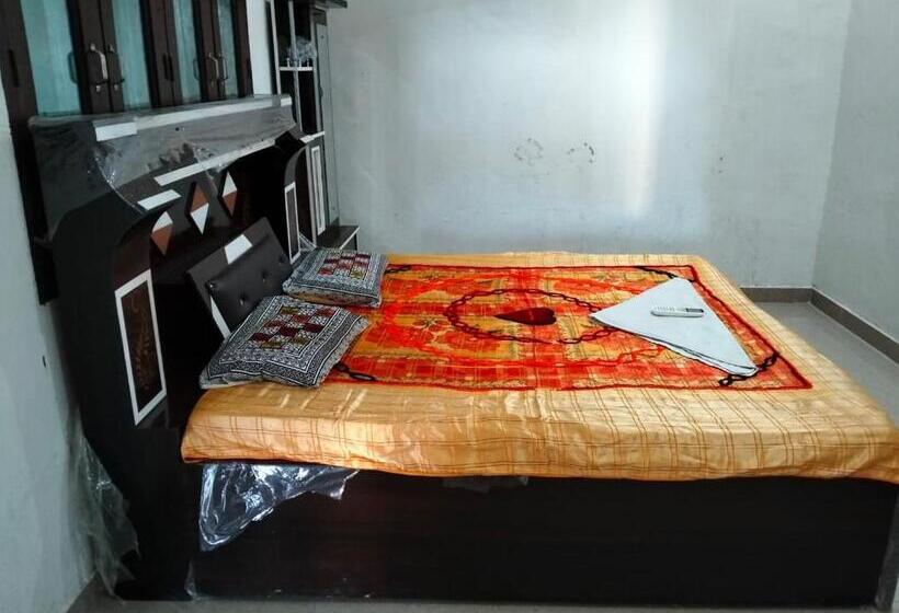 ホテル Mishra Palace By Wb Inn