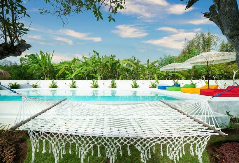 فندق Uluwatu Desa