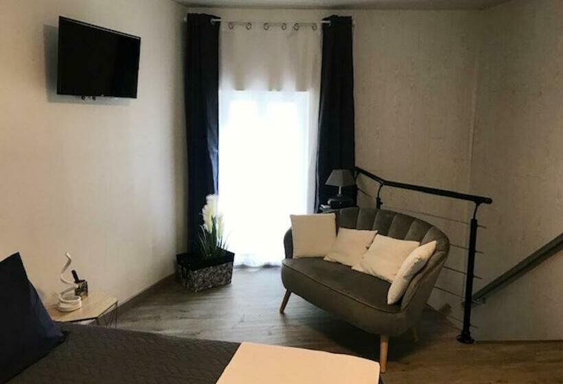 Maison D Une Chambre Avec Vue Sur La Ville Et Wifi A Belesta