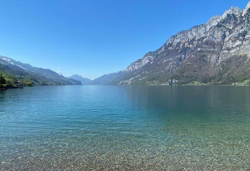 Maisonette Im Penthouse Stil Ca 145m2 Mit Viel Privatsphäre Direkt Am Walensee Mit Badestrand