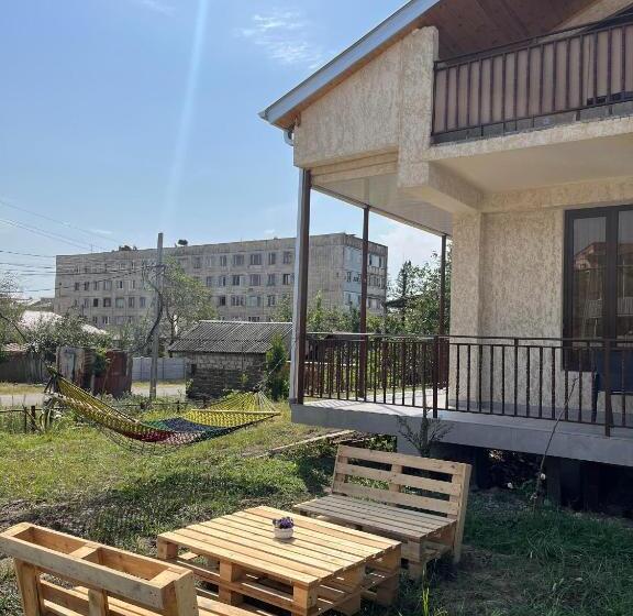 پانسیون Andro S Guesthouse
