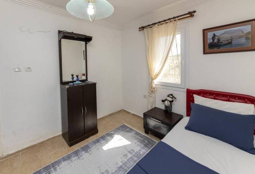 Splendid Villa Surrounded By Nature Near Milas Bodrum Airport