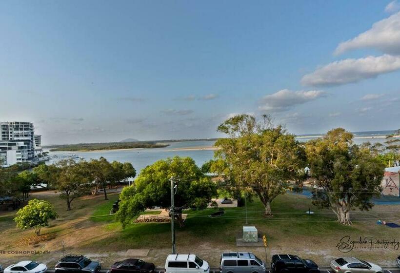 Saltwater Calm@ The Cosmopolitan Unit 10508