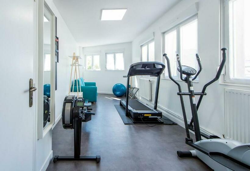 Suites Mana Le Manaloft, Chic Et Moderne Avec Salle Privée De Fitness En Plein Centre Ville De Ret