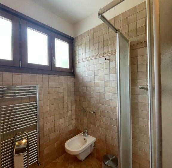 Terraced House With Garden In Dongo   Larihome A13