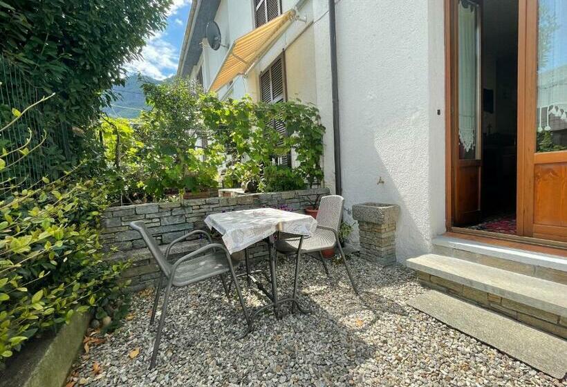 Terraced House With Garden In Dongo   Larihome A13