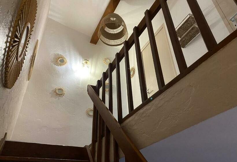 Agréable Maison De Ville Au Coeur D Eyragues