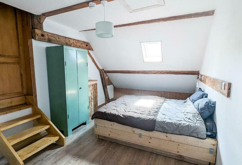 فندق صغير Les Repaires