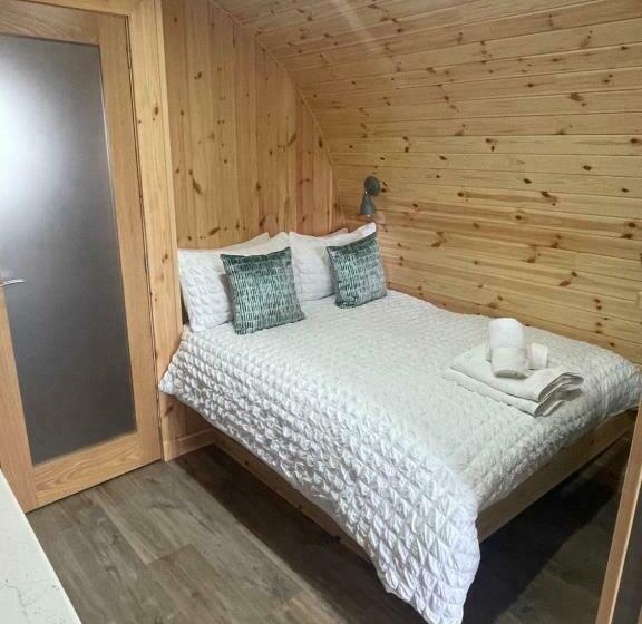 Allt Yelkie Pod Aon, Earlish