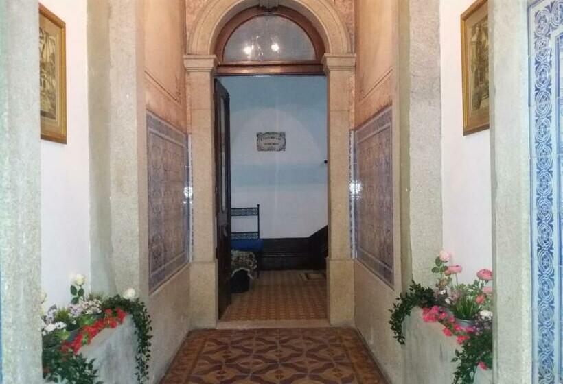 تختخواب و صبحانه Casa Dragão