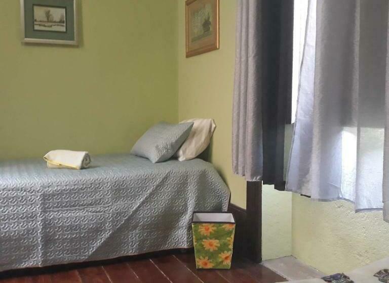 تختخواب و صبحانه Casa Dragão