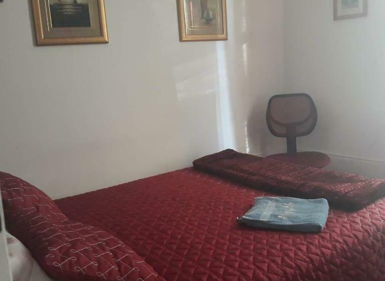 تختخواب و صبحانه Casa Dragão