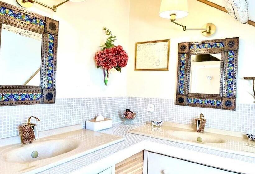 Bed and Breakfast Auberge La Maison B