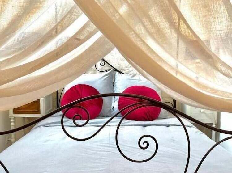 Bed and Breakfast Auberge La Maison B