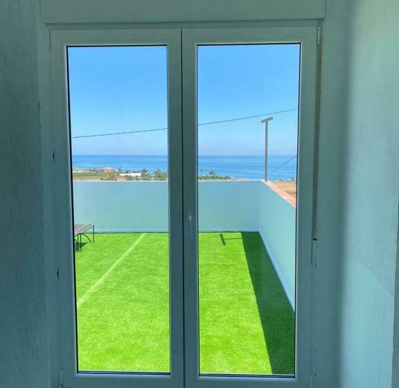 Countryside House With Sea View Near The Beach