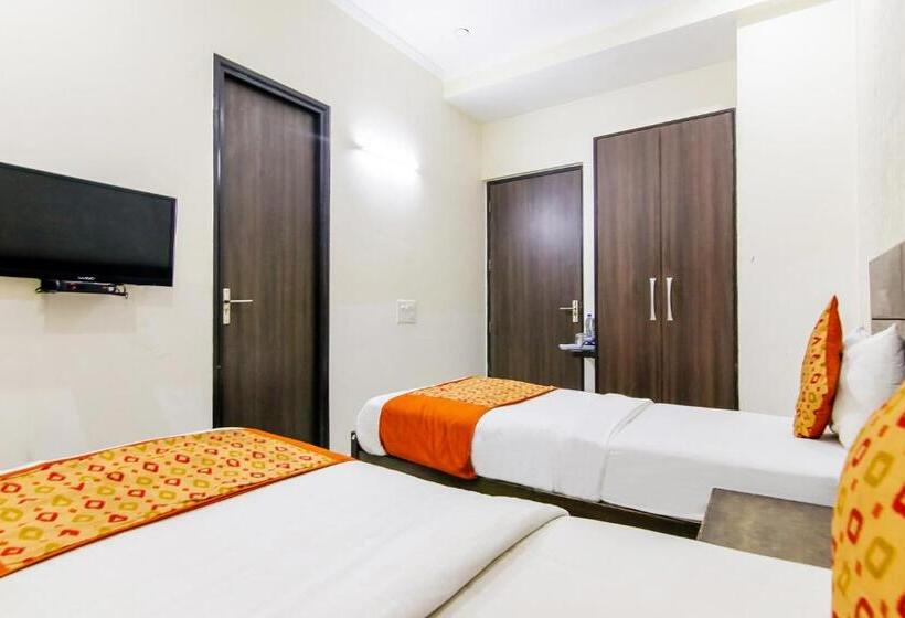 Fabhotel Gazelle Inn