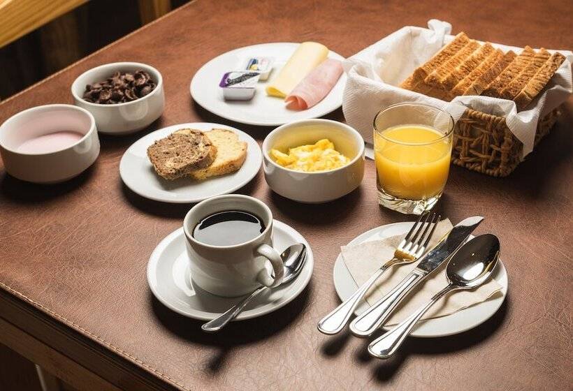 בית מלון כפרי Big Sur