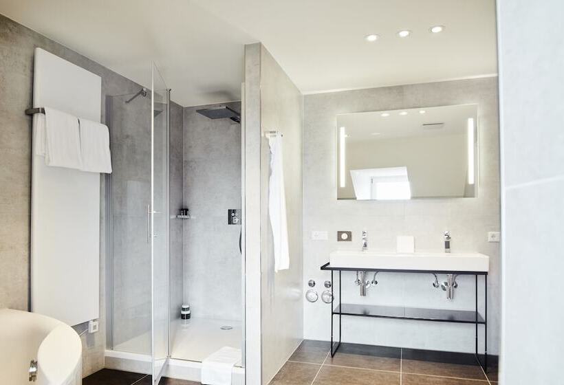 Design  Und Kunsthotel München