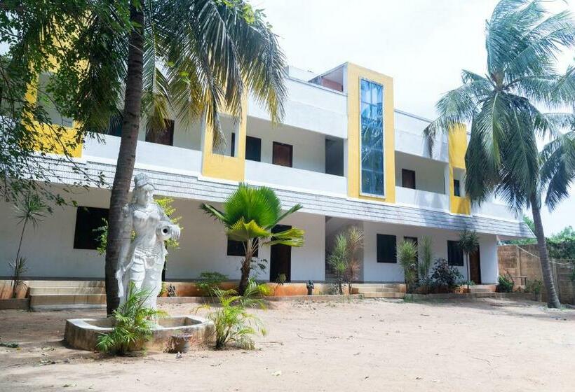 בית מלון כפרי Dwarka Residency