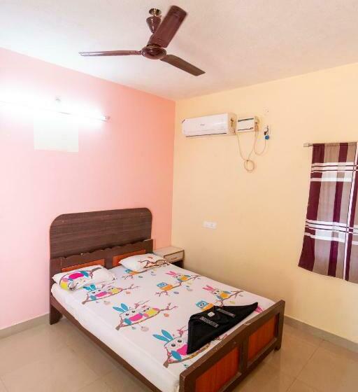 בית מלון כפרי Dwarka Residency