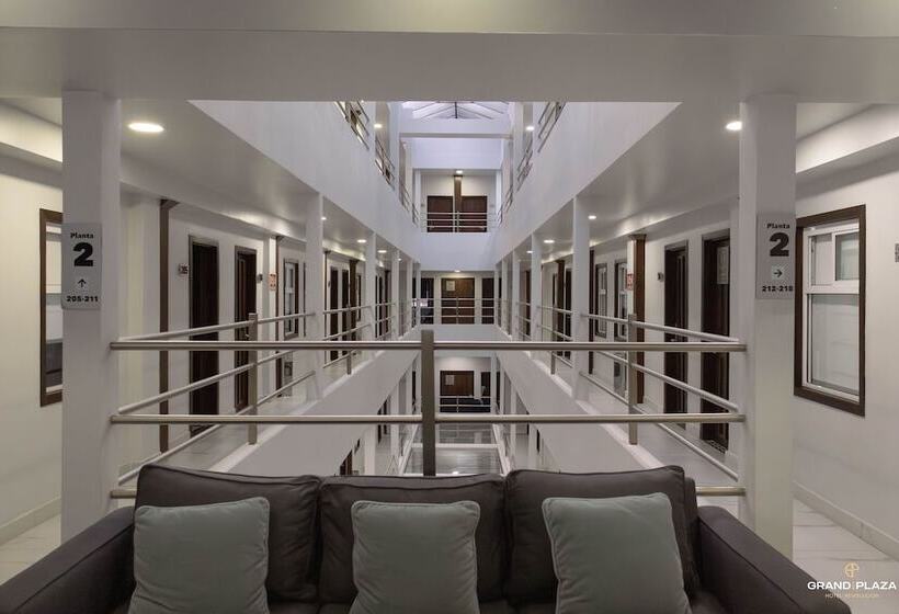 Отель Grand One Plaza