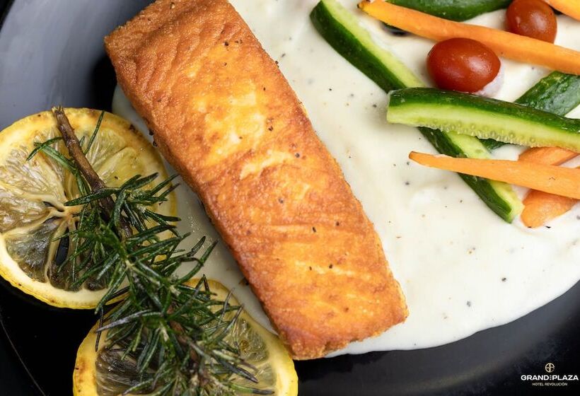 Отель Grand One Plaza