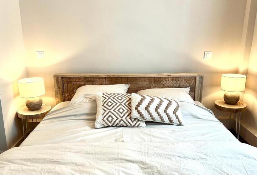 فندق Les Suites De La Tour D Embas