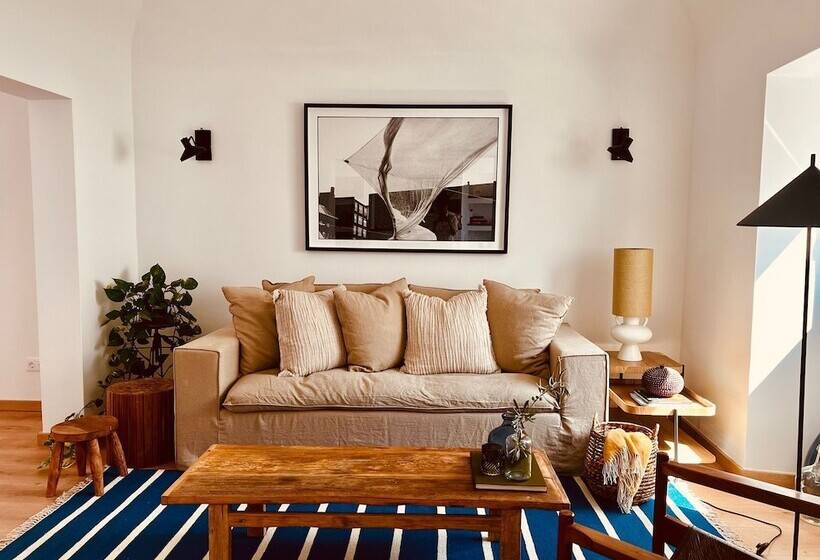 هتل Viva! Farmhouse