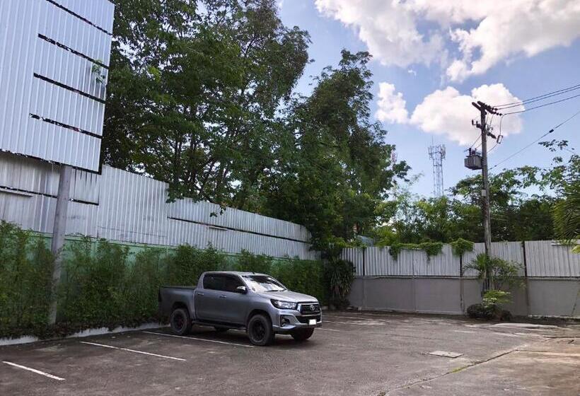 בית מלון כפרי Wanpen Place