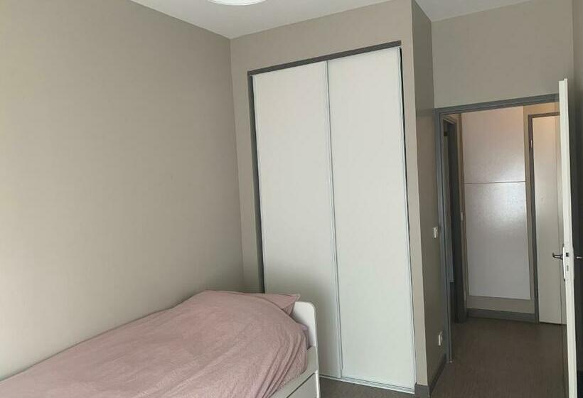 Luxurious Flat In Bondy