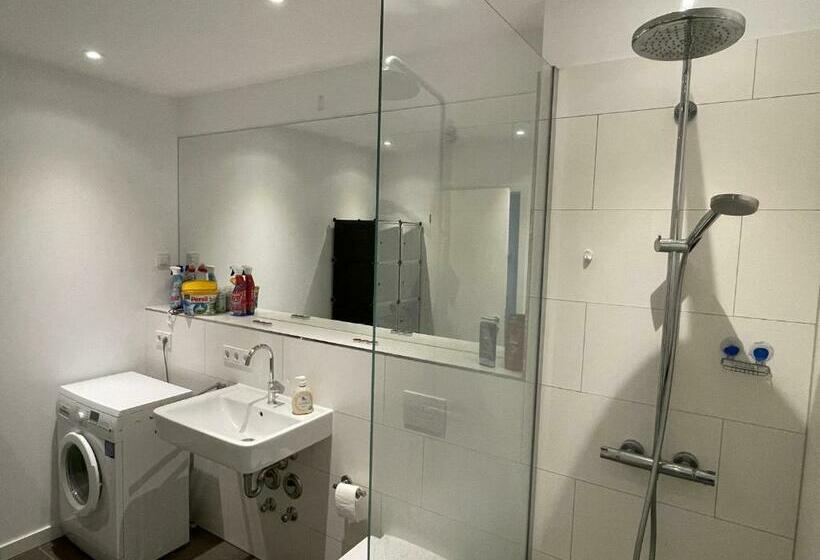 Modern 2 Room Apartment In Berlin