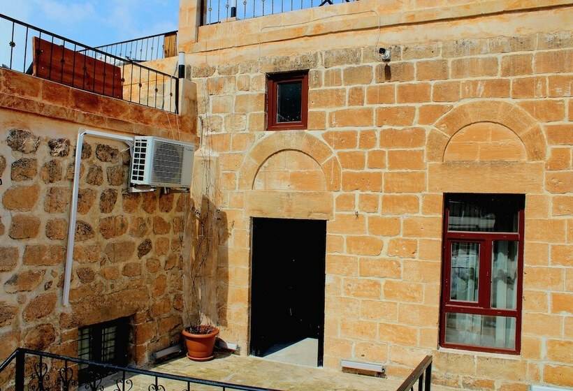 Mons Masius Boutique Hotel Teras