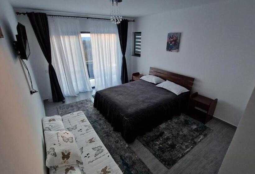 Пансион Casa De Vacanta Larisa