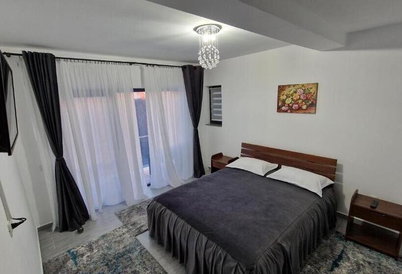 Пансион Casa De Vacanta Larisa