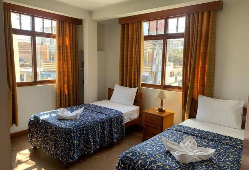 פנסיון Hostal El Amigo