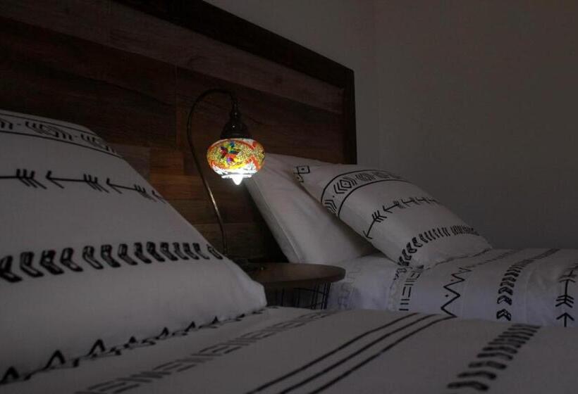 ペンション La Rukka Hostal Boutique