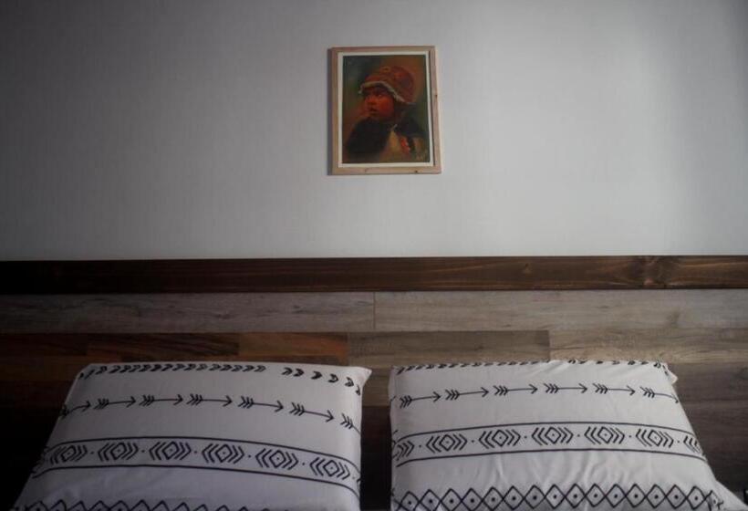 ペンション La Rukka Hostal Boutique