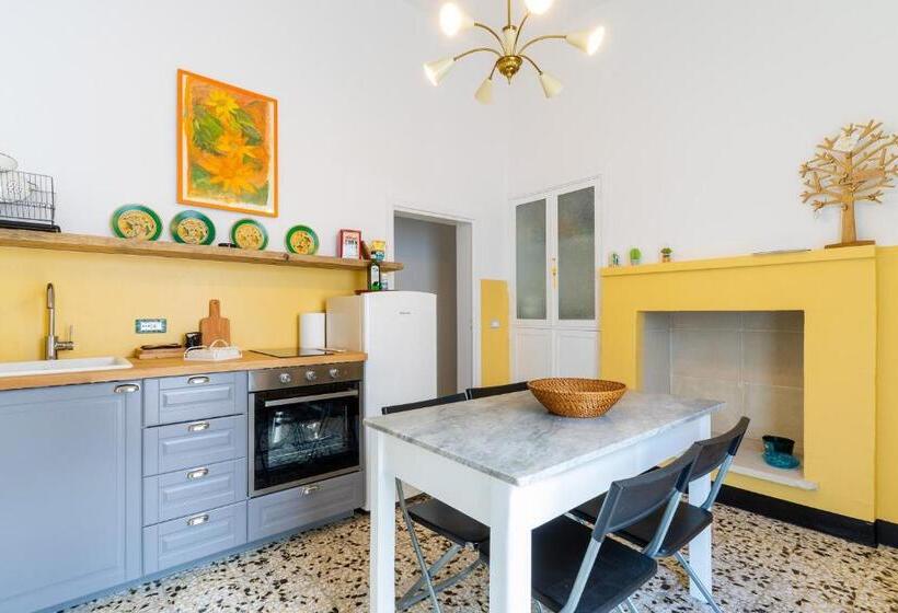 פנסיון Le Case Camera Doppia Con Bagno Privato, Uso Di Cucina E Terrazza