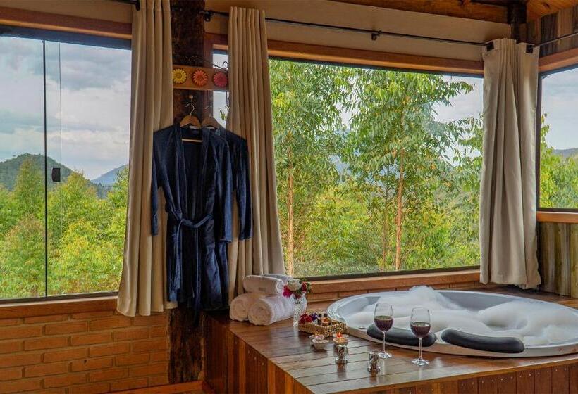 پانسیون Pousada Remorini