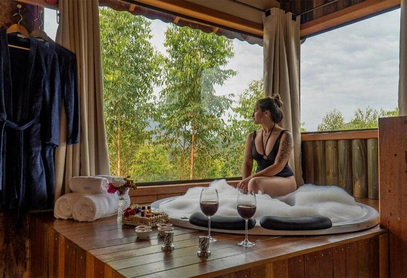 پانسیون Pousada Remorini