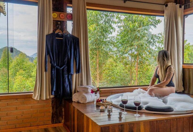 پانسیون Pousada Remorini