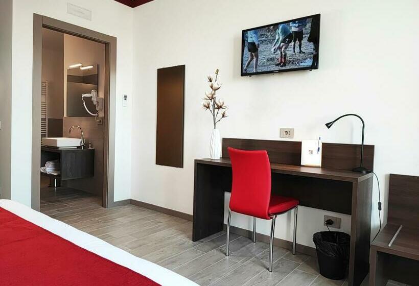 ペンション Suites Direzionale Carpi