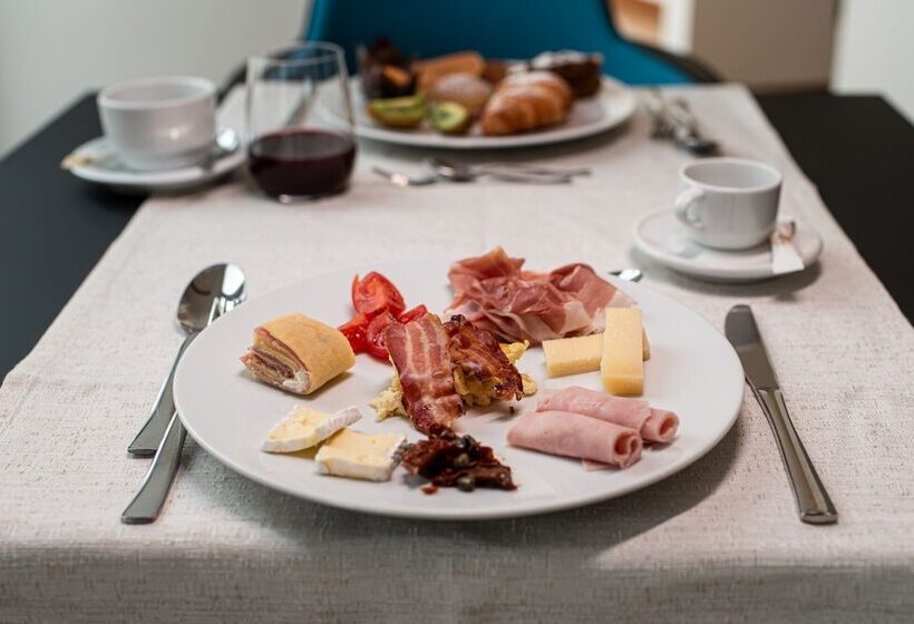 Sestante Marina Motel